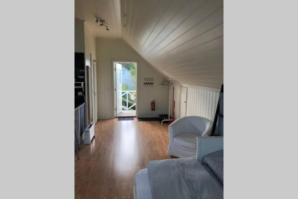 Koselig Garasjeloft! Apartman Langevag Kültér fotó