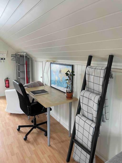 Koselig Garasjeloft! Apartman Langevag Kültér fotó