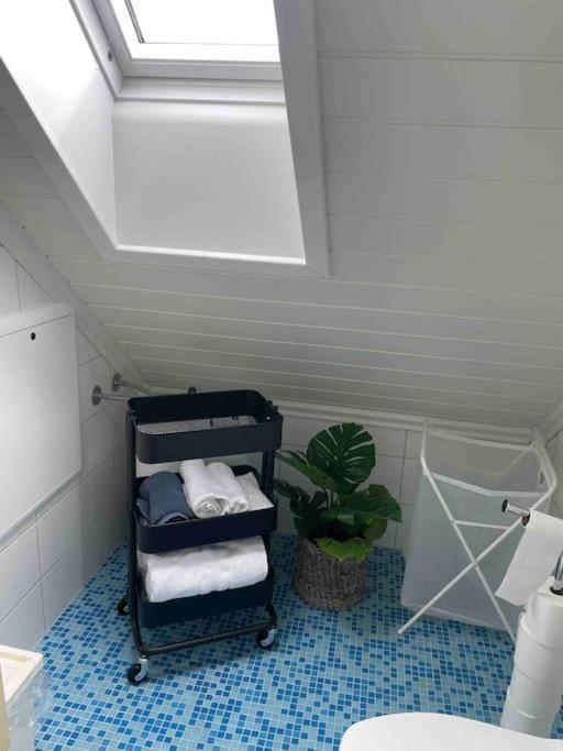 Koselig Garasjeloft! Apartman Langevag Kültér fotó