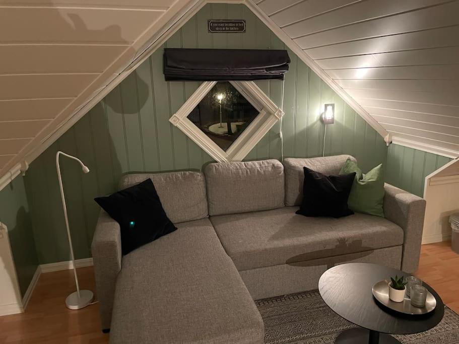Koselig Garasjeloft! Apartman Langevag Kültér fotó